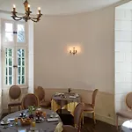 & Chateau De La Cote - Brantome