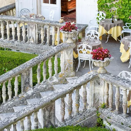 & Chateau De La Cote - Brantome 호텔 Biras