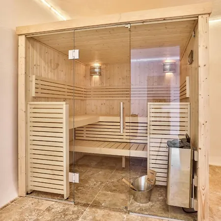 & Chateau De La Cote - Brantome Biras