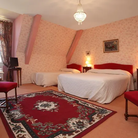 & Chateau De La Cote - Brantome