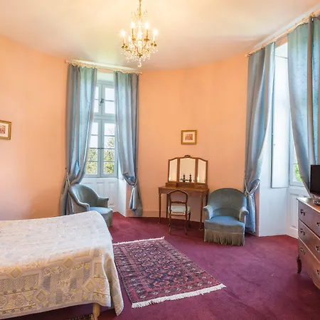 & Chateau De La Cote - Brantome 3* ビラ