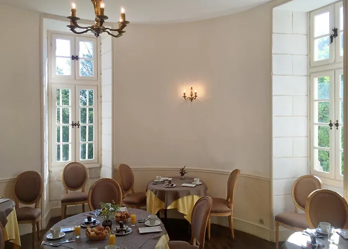 & Chateau De La Cote - Brantome