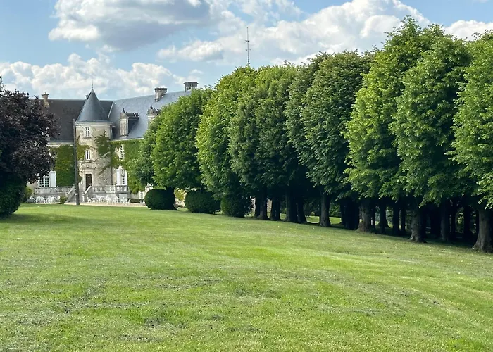 & Chateau De La Cote - Brantome