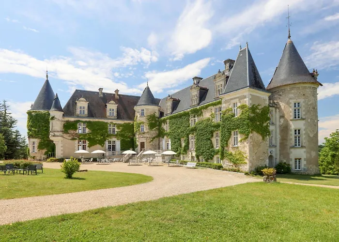 & Chateau De La Cote - Brantome