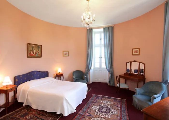 & Chateau De La Cote - Brantome מלון Biras